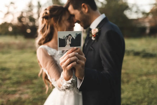 Come raccogliere le foto degli invitati al matrimonio senza stress